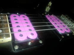 image mini Pink_guitar_insteadOf_violet
