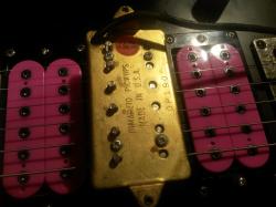 image mini Pink_guitar_insteadOf_violet1